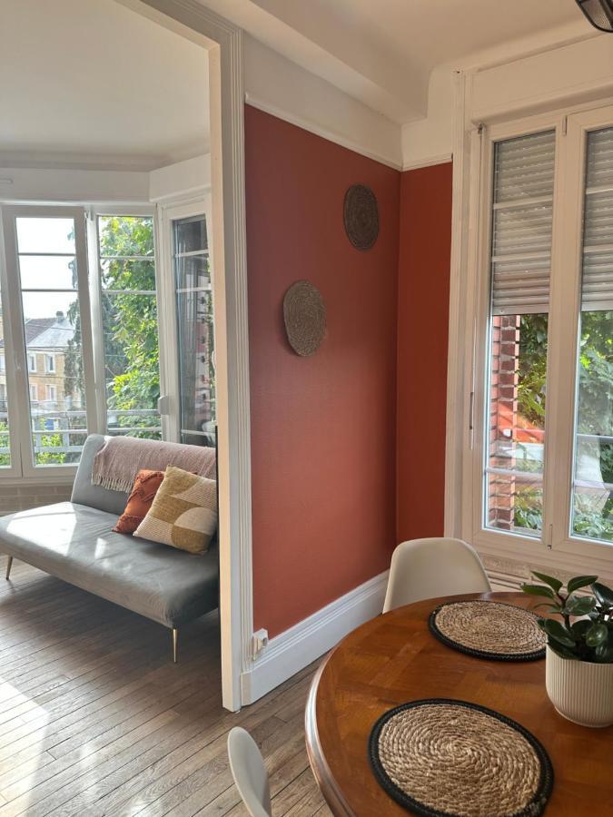 Apartment Lumineux Et Spacieux *